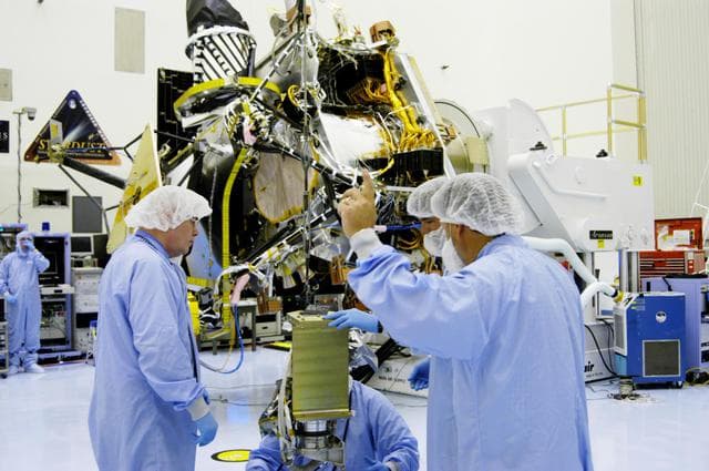 NASA image: KSC-05pd-0999