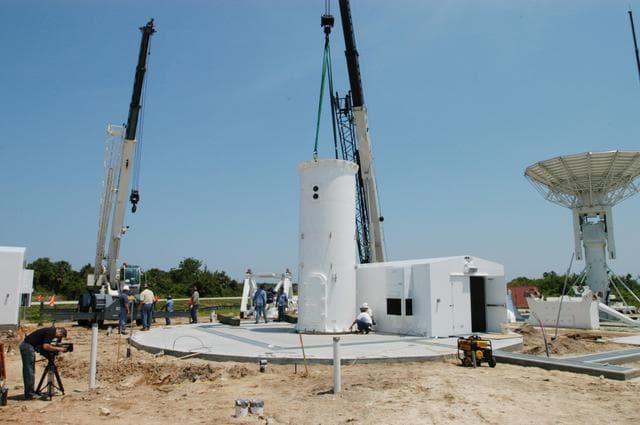 NASA image: KSC-05pd-1099