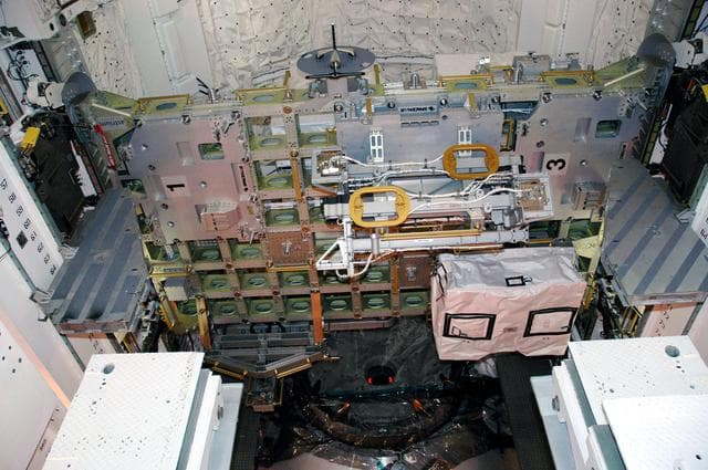 NASA image: KSC-05pd-1356