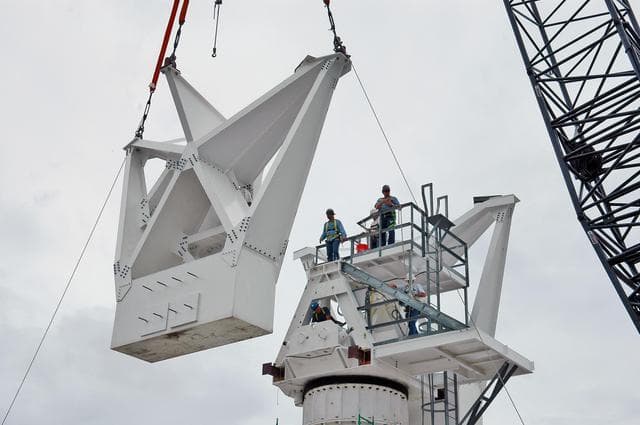 NASA image: KSC-05pd-1417
