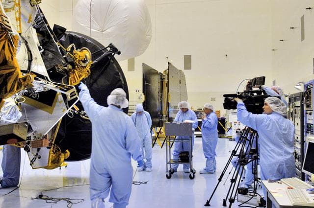 NASA image: KSC-05pd-1433