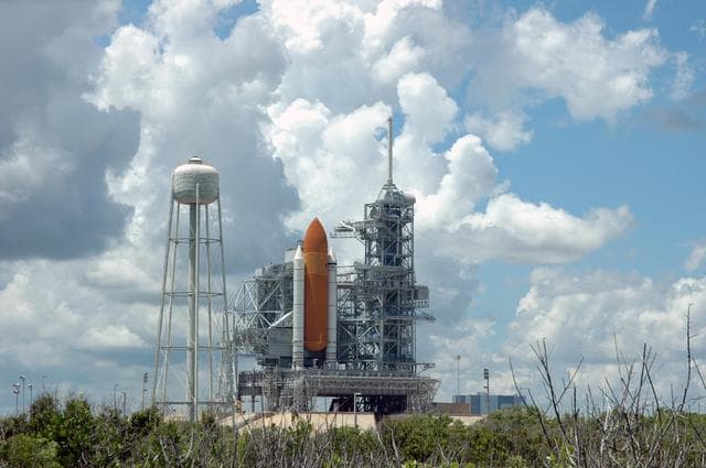 NASA image: KSC-05pd-1566