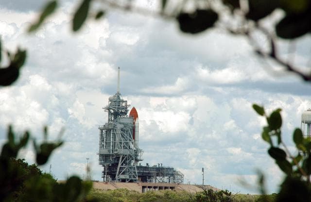 NASA image: KSC-05pd-1571