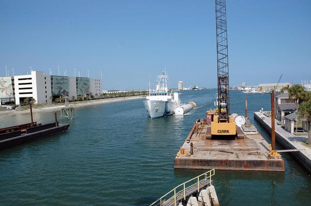 NASA image: KSC-05PD-1789