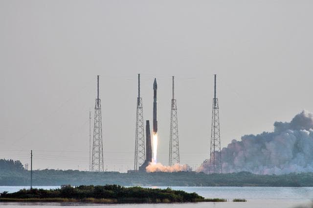 NASA image: KSC-05PD-1868