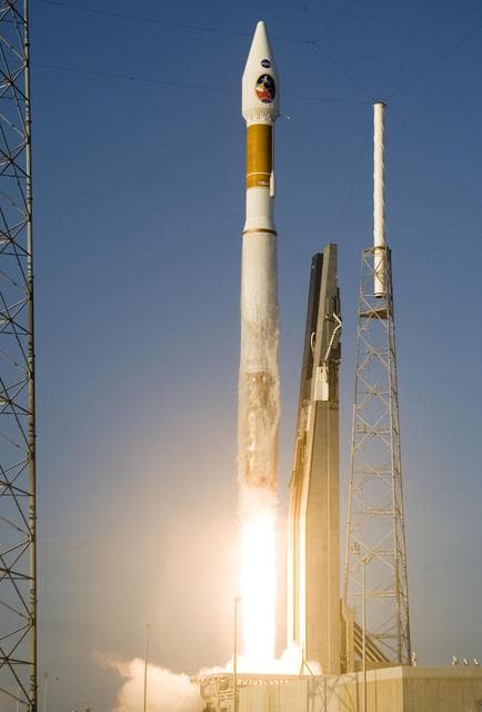 NASA image: KSC-05PD-1874
