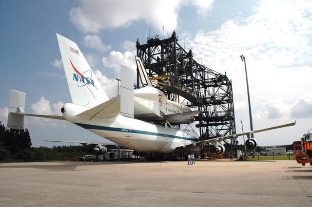 NASA image: KSC-05PD-1909