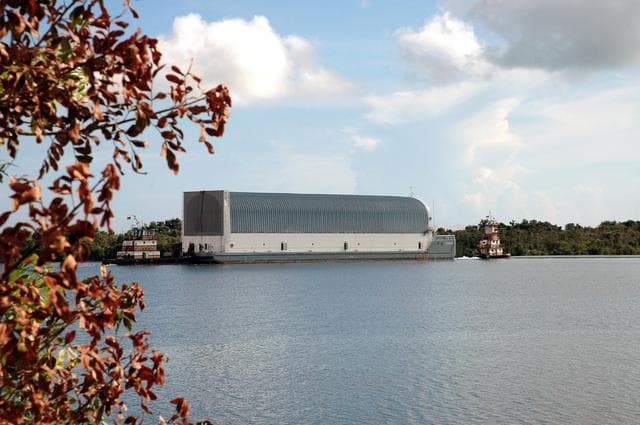 NASA image: KSC-05PD-1967