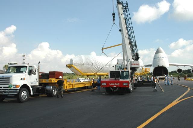 NASA image: KSC-05PD-2062
