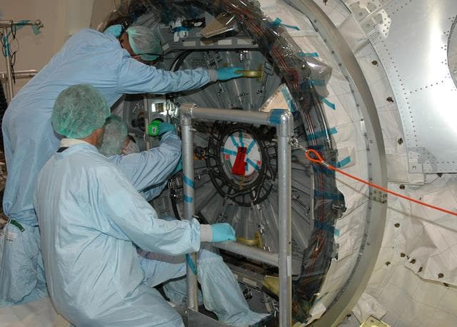 NASA image: KSC-05PD-2127