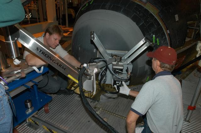 NASA image: KSC-05PD-2195