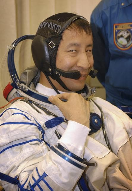 NASA image: Expedition 7 Leak Check