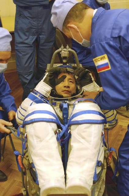 NASA image: Expedition 7 Leak Check