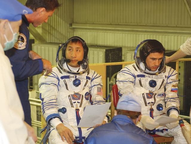 NASA image: Expedition 7 Soyuz Check