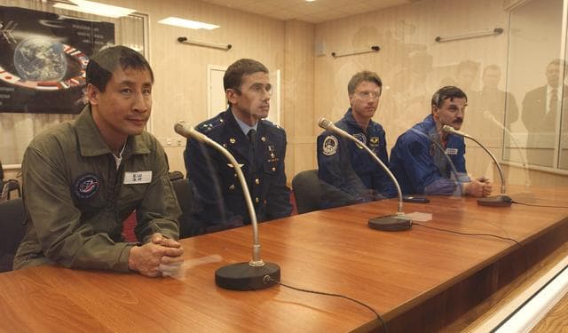 NASA image: Expedition 7 Soyuz Check