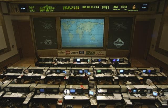 Expedition 7 Onboard