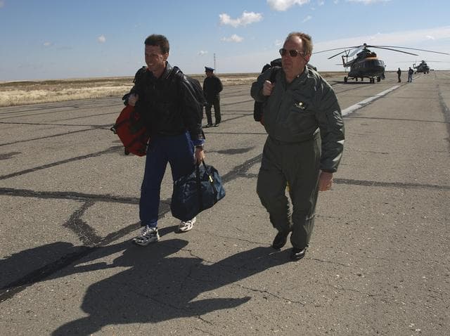 NASA image: Expedition 6 Landing