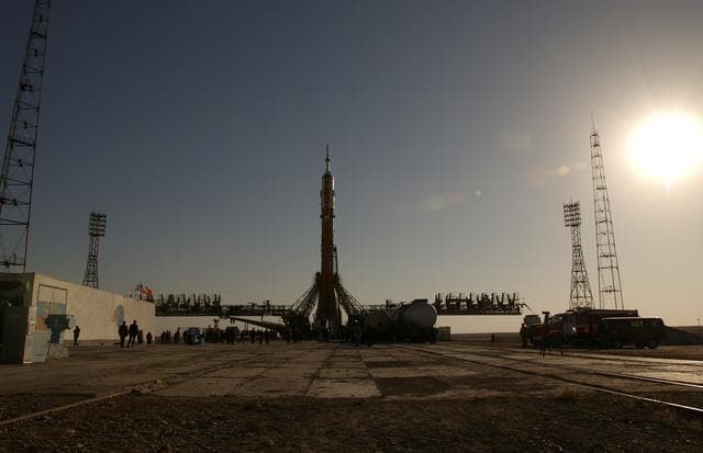 NASA image: Expedition 8 Soyuz Transport