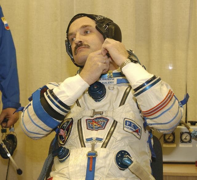 NASA image: Expedition 8 Launch Day