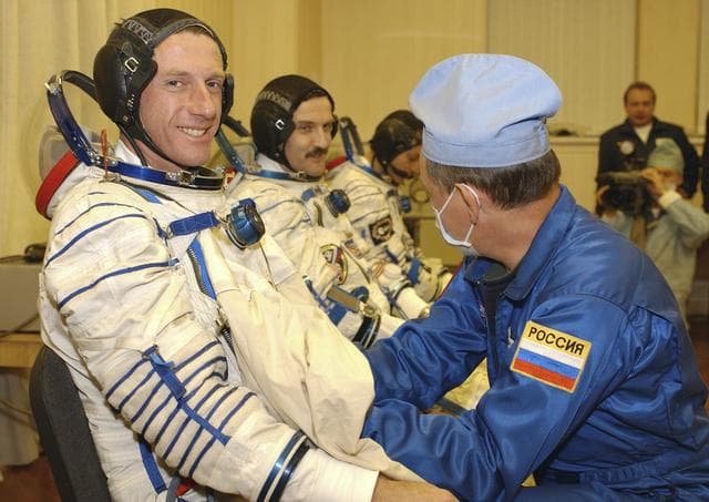 NASA image: Expedition 8 Launch Day