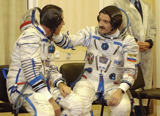 NASA image: Expedition 8 Launch Day