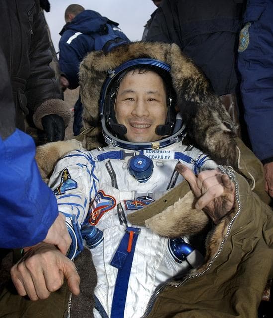 NASA image: Expedition 7 Landing