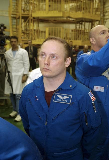 NASA image: Expedition 9 Preflight Activities