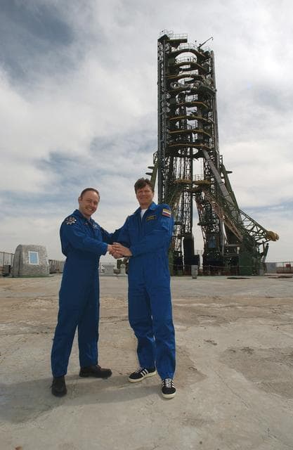 NASA image: Expedition 9 Preflight Activities