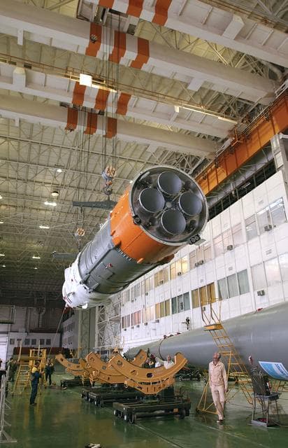 NASA image: Expedition 9 Soyuz Assembly