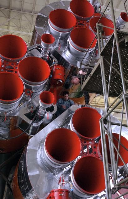 NASA image: Expedition 9 Soyuz Assembly