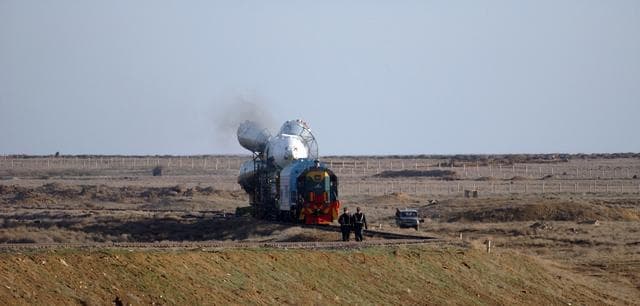 NASA image: Expedition 9 Soyuz Rollout