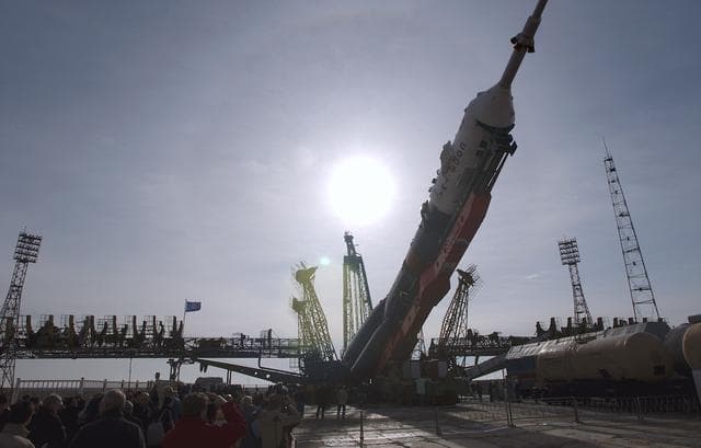 NASA image: Expedition 9 Soyuz Rollout