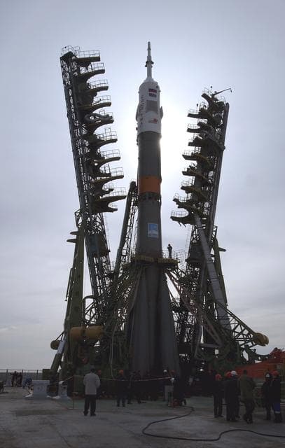 NASA image: Expedition 9 Soyuz Rollout