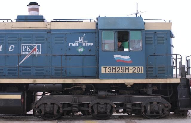NASA image: Expedition 9 Soyuz Rollout