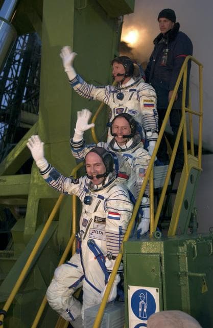 NASA image: Expedition 9 Preflight