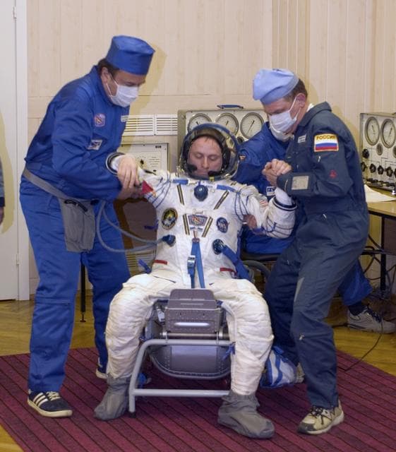 NASA image: Expedition 9 Preflight