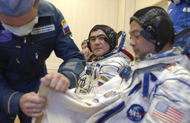 NASA image: Expedition 10 Preflight