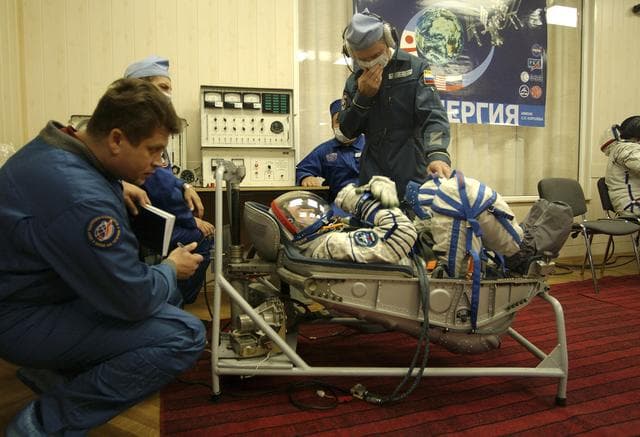 NASA image: Expedition 10 Preflight