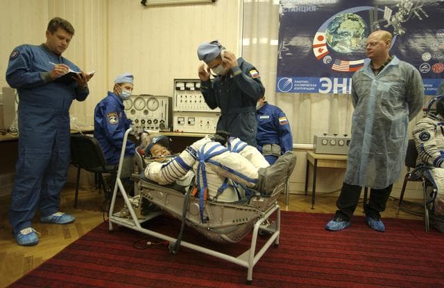NASA image: Expedition 10 Preflight