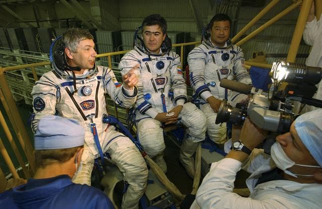 NASA image: Expedition 10 Preflight