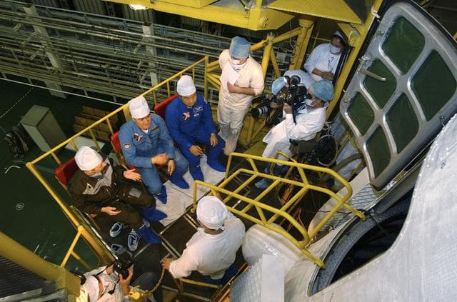 NASA image: Expedition 10 Preflight