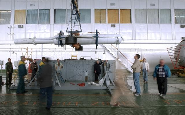 NASA image: Expedition 10 Preflight