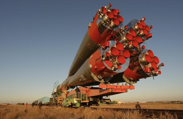 NASA image: Expedition 10 Preflight