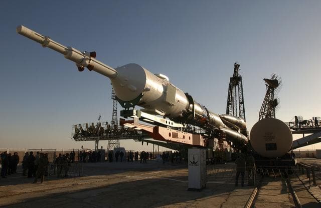 NASA image: Expedition 10 Preflight