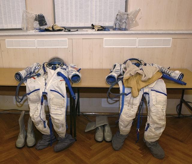 NASA image: Expedition 10 Preflight