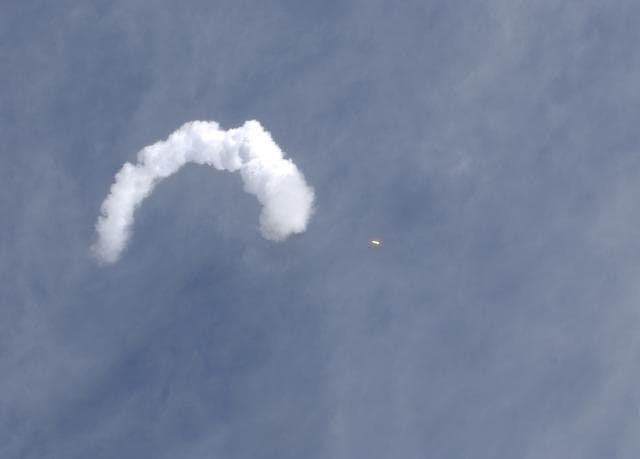 NASA image: Expedition 10 Launch