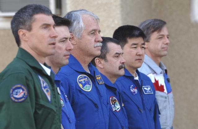 NASA image: Expedition 11  Flag Raising