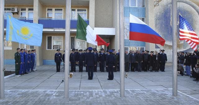 NASA image: Expedition 11  Flag Raising
