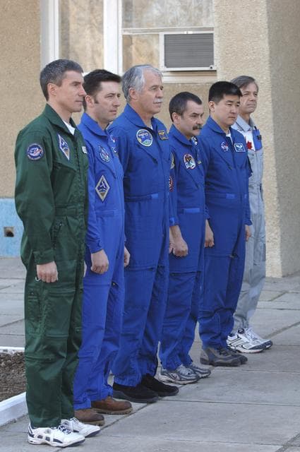 NASA image: Expedition 11  Flag Raising