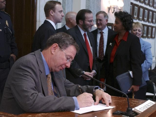 NASA image: Michael Griffin Senate Confirmation Hearing